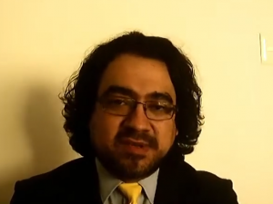 Amaury Fierro en conferencia sobre ciencia de datos.