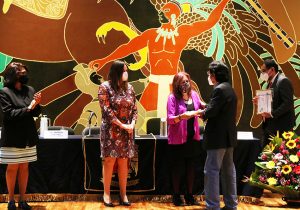 Docente premiado. Foto Myriam Corte