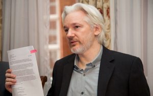 Julian Assange. Foto: Cultura Colectiva, 11 de diciembre de 2021