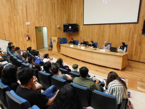 Presentación del documental "Las fachadas del golppismo" en el Auditorio Pablo Cassanova. Foto: Patricia Trejo
