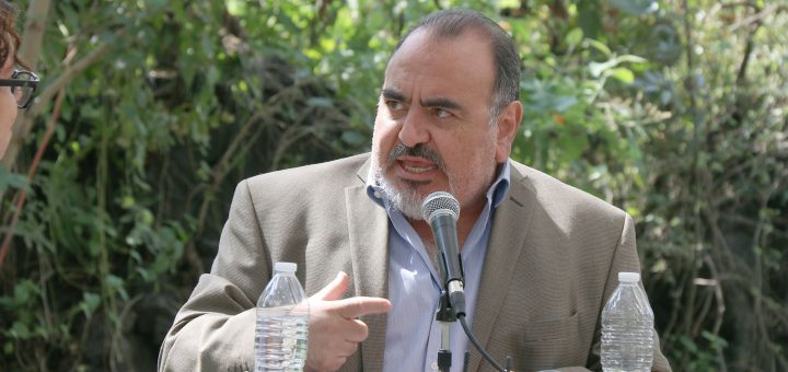 Escritor Alejandro Rosas. Foto: Metzi Rodríguez